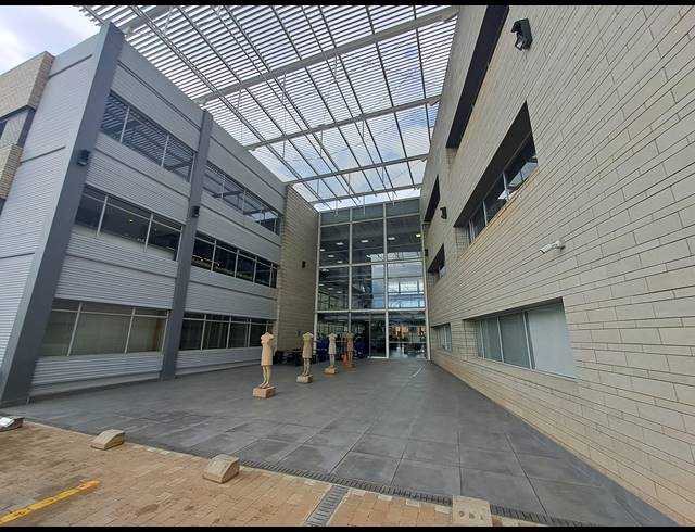 313M² OFFICE TO LET IN ILLOVO